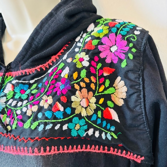 Unique vintage hand embroidered sweatshirt natural life style bright boho hoodie - Picture 3 of 9